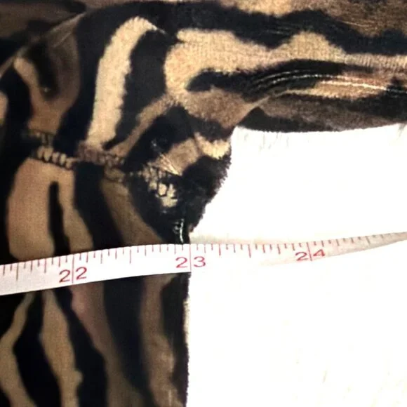 Kim Rogers Animal Print Zip Jacket Large 75% Cotton 25% Polyester velour - Picture 4 of 5